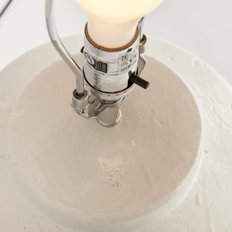 Fareeda Table Lamp