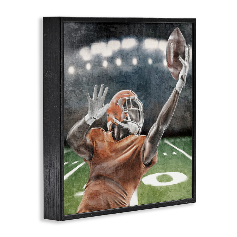 «Football Catch In Action», estampe numérique, design par Kim Allen, H 17 po x l 17 po, Giclée encadrée noir minuit