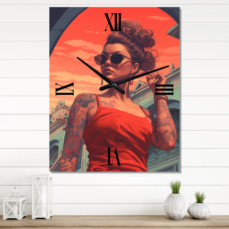 Summer Babe en rouge avec lunettes de soleil - horloge murale, H 32 po x l 16 po x P 1 po