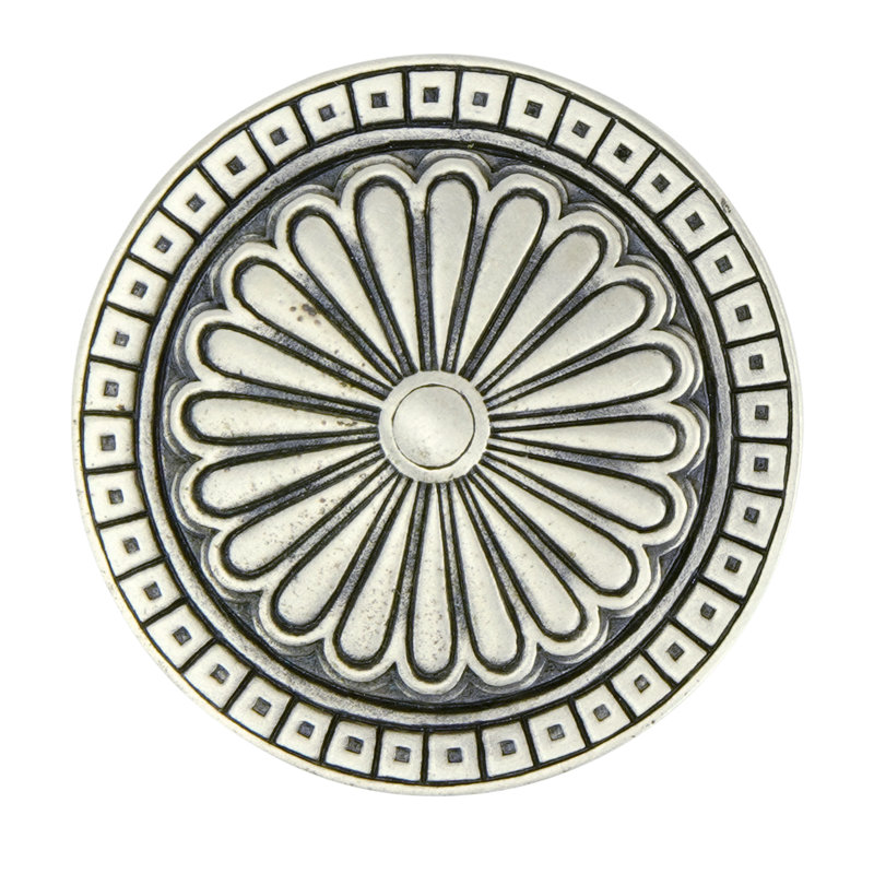 LAKEWOOD KNOB; MUSEUM GOLD PLATE, Silver