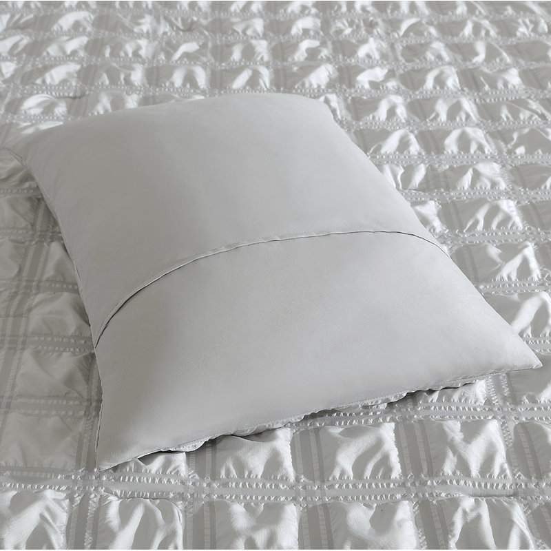Seersucker 3 Piece Comforter Set, Queen Comforter + 2 Standard Shams, Gray