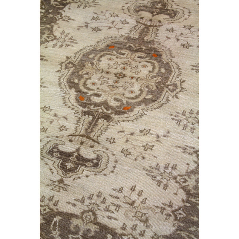 Konya One-of-a-Kind 3'6" X 4'8" Area Rug