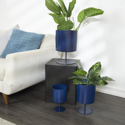 Gabriele Metal Pot Planter
