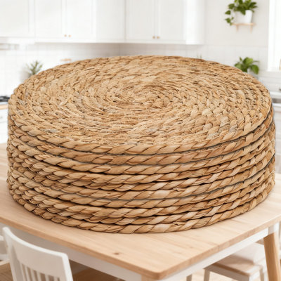 Defined Deco Natural Water Hyacinth Placemats Set Of 10, Hand-Woven Round Rattan Table Mats For Farmhouse Dining, Heat Resistant & Rustic Decor