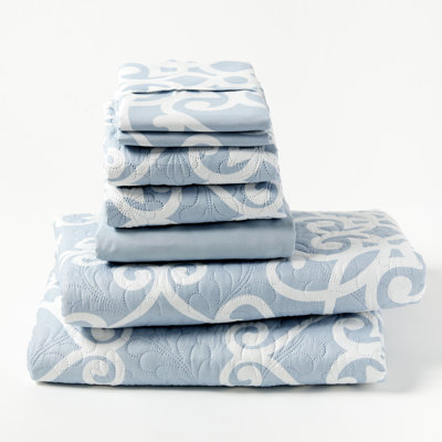 Polyester Floral Quilt