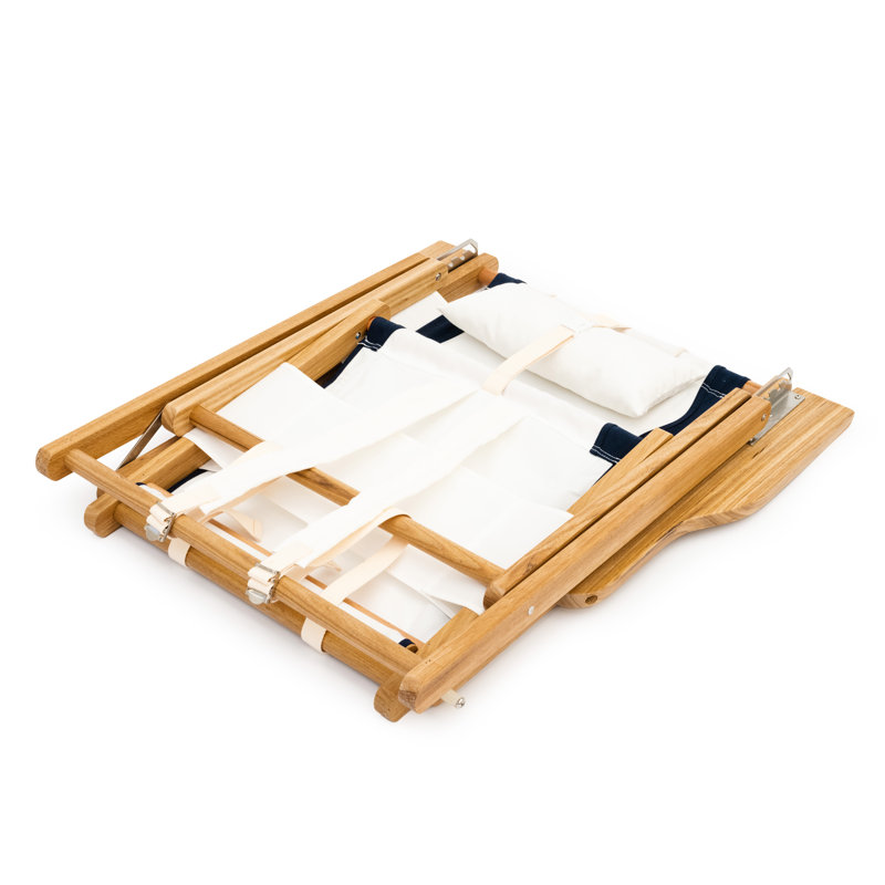 Tommy Chair, Rivie White