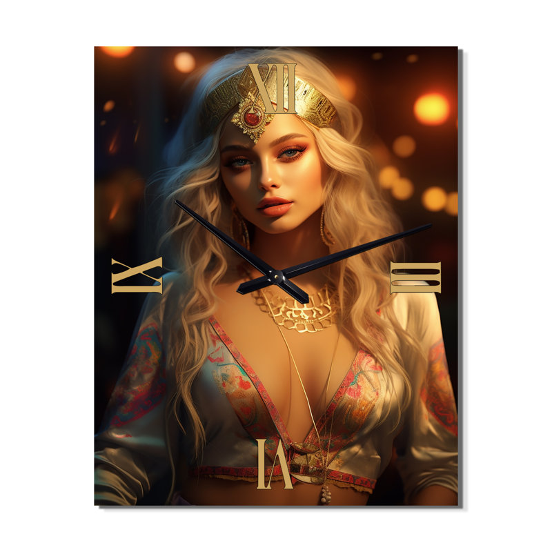 Exquisite Flirtatious Gorgeous Boho Model - Fashion Woman Wall Clock, H 28 po x l 12 po x P 1 po