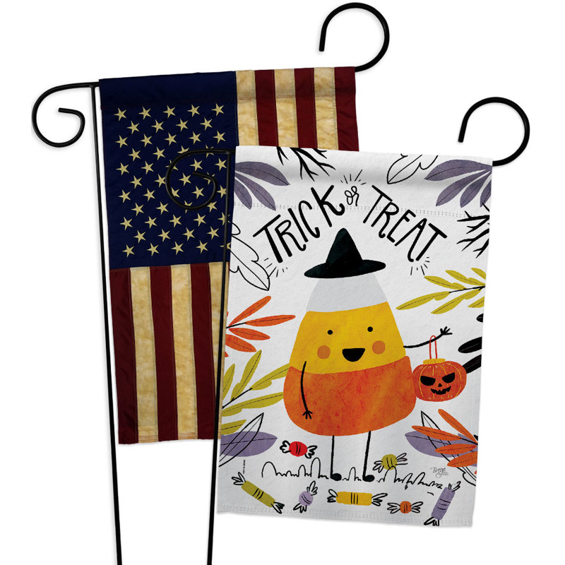 Drapeau de jardin en polyester 18,5 x 13 po Candy Corn