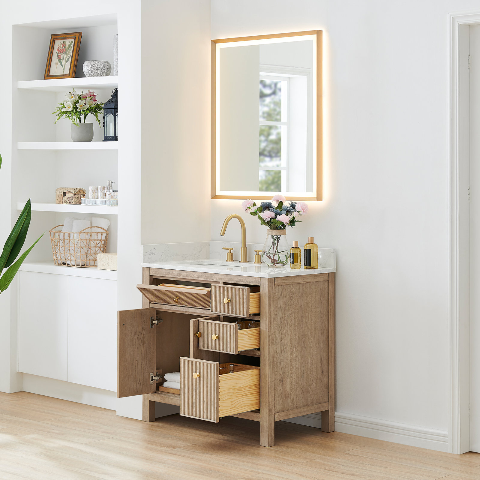Lala 36" Single Bathroom Vanity, Natural Oak