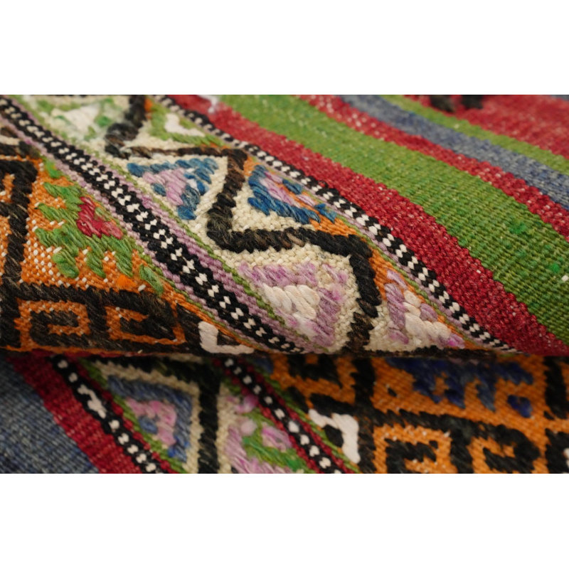 Tapis géométrique en laine 5 x 8