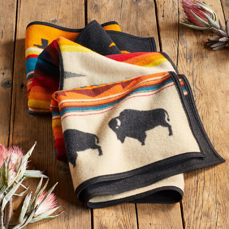 Pendleton Big Medicine Oxford Throw