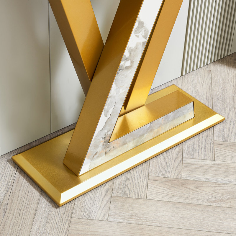 Neepa 47.2'' Console Table, Gold