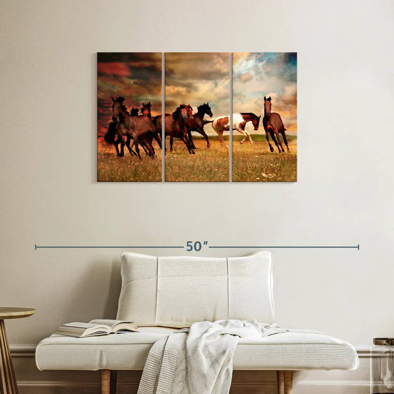 Chevaux sauvages dans la prairie, H 24 po x l 38 po