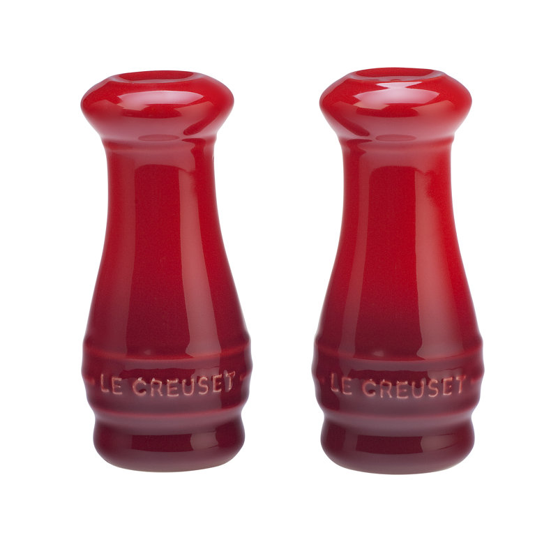 Stoneware Set of 2 Salt and Pepper Shakers, Cerise