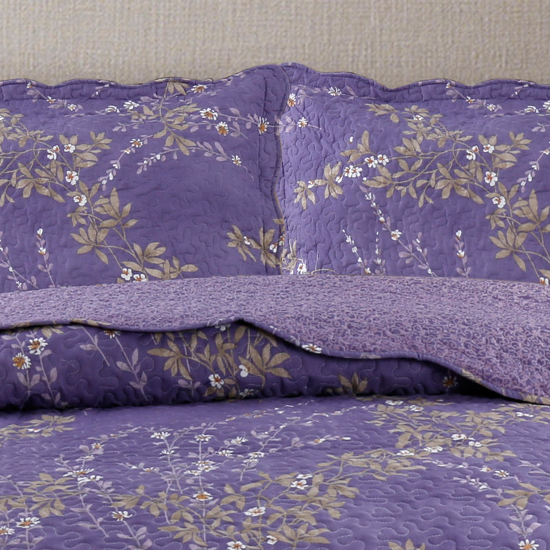 Modern & Contemporary Machine Woven Floral Quilt, King Quilt + 2 King Shams