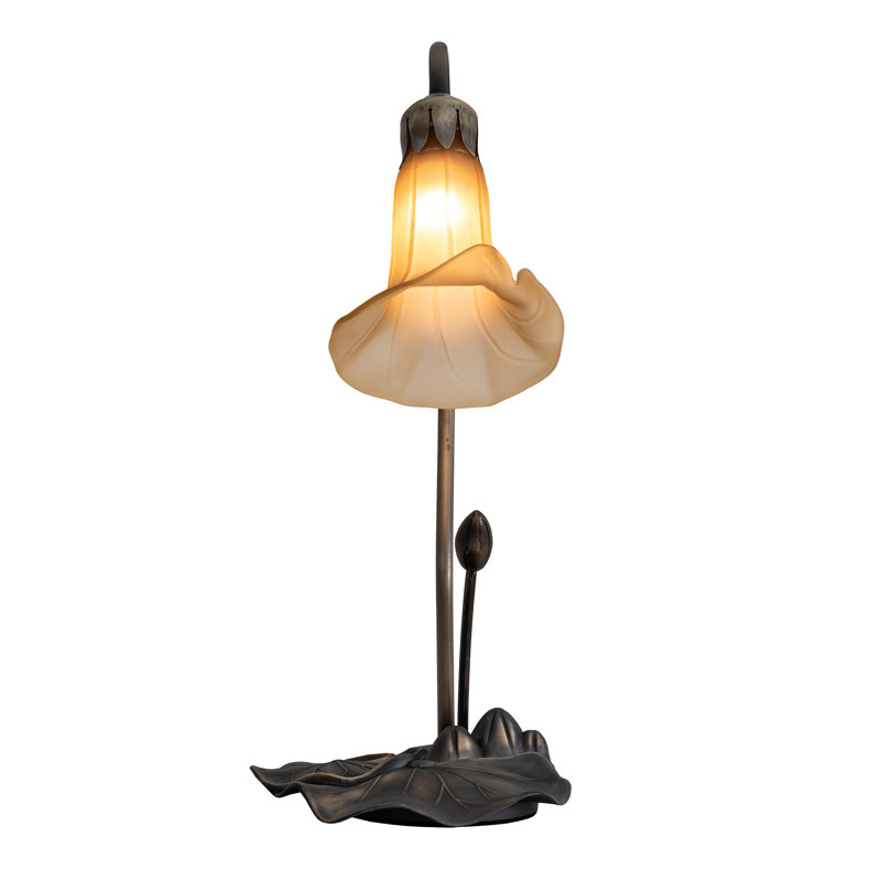 Metal Arched Lamp