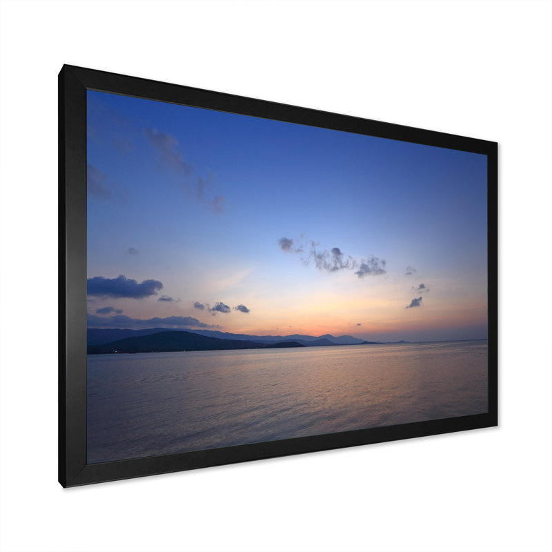 «Beach Sunrise With Dramatic Sky III», reproduction sur toile, Cadre d'angle fermé noir, H 8 po x l 12 po x P 1 po
