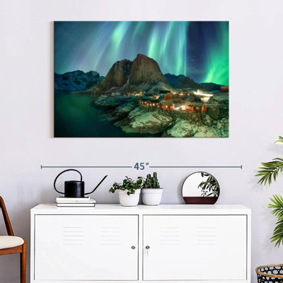 Alvord Hamnoy Aurora Lights