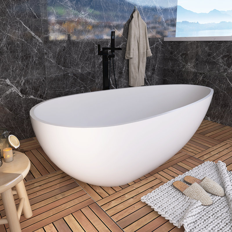 Baignoire de trempage autoportante à surface solide de 67 po en blanc mat