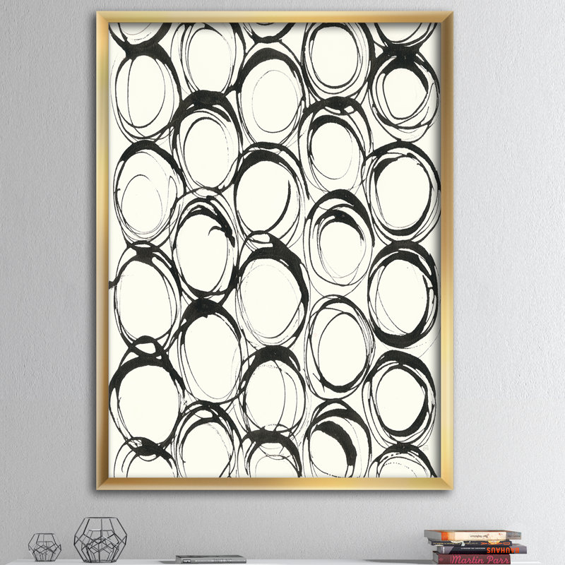 Cadre photo « minimaliste noir et blanc ii » sur toile, Cadre doré, H 46 po x l 36 po x P 1,5 po