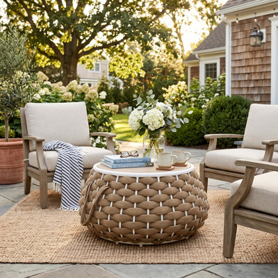 Table basse de patio rembourrée