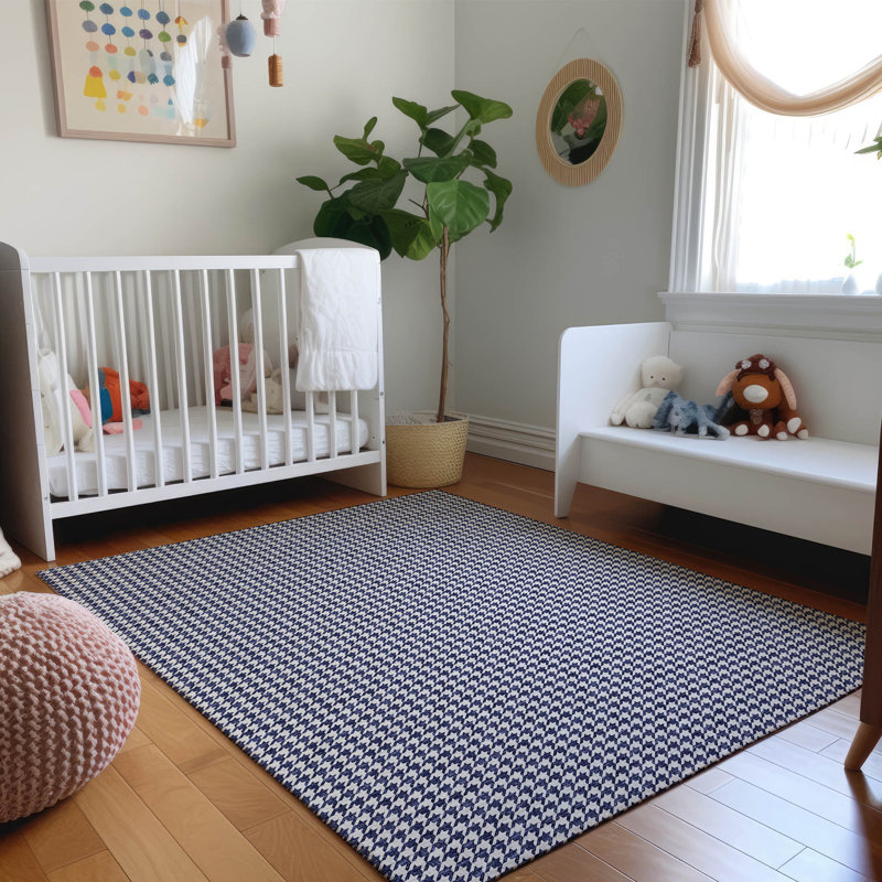 Loreen Washable Houndstooth Indoor / Outdoor Rug, Rectangle 5' x 7'6"