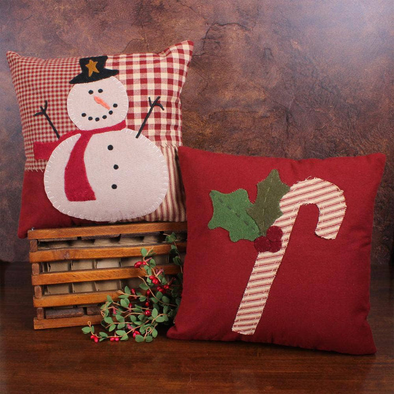 C Snowberry Pillow 14"