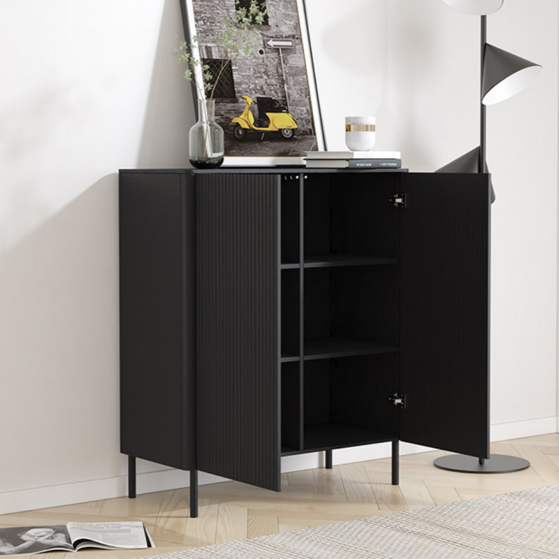 Buffet simple et spacieux, Noir