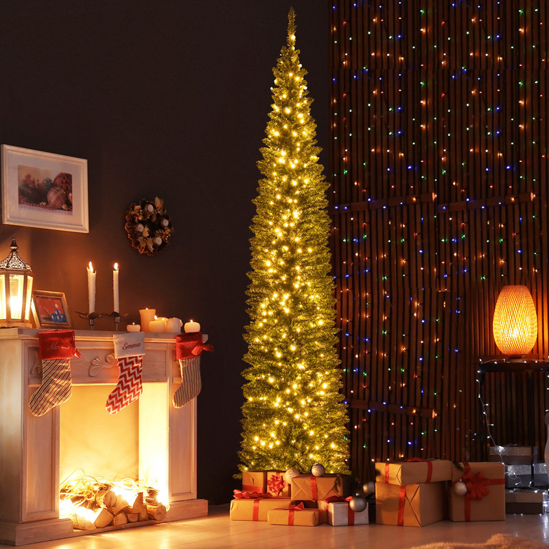 Lighted Christmas Tree, 9' H