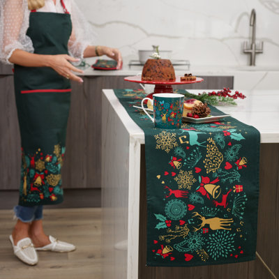 A Christmas Wish Table Runner