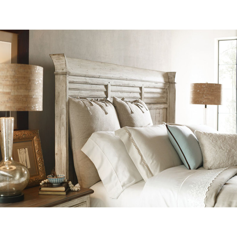 Lit standard en bois massif Angelika, Grand