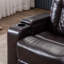Fauteuil inclinable en similicuir de 36,22 po de large avec dessus USB et porte-gobelets et rangement pour accoudoirs-462851031