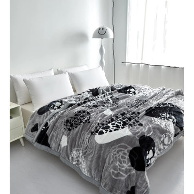 Emmasophia East Urban Home Throw