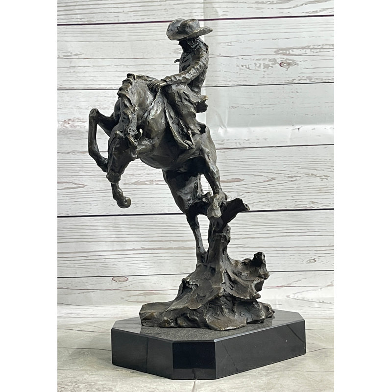 Figurines et sculptures Clapton