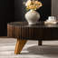 Table basse rétro 35,4 po, brune. Avec pieds en bois massif et fines. Pour le café, les livres et la décoration. Fournie avec une décoration élégante de 35,4 po. Disponible-1429522413-1429522412