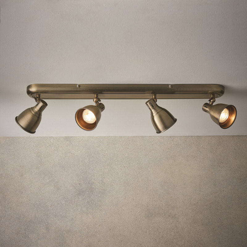 Romney Spotlight, Brass