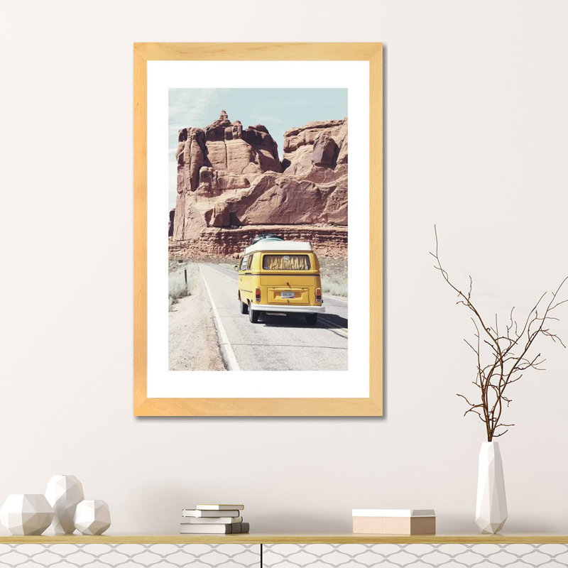 Road Trip par Sissi & Seb - reproduction de photo, H 24 po x l 16 po x P 1 po, Papier encadré blanc, Blanc