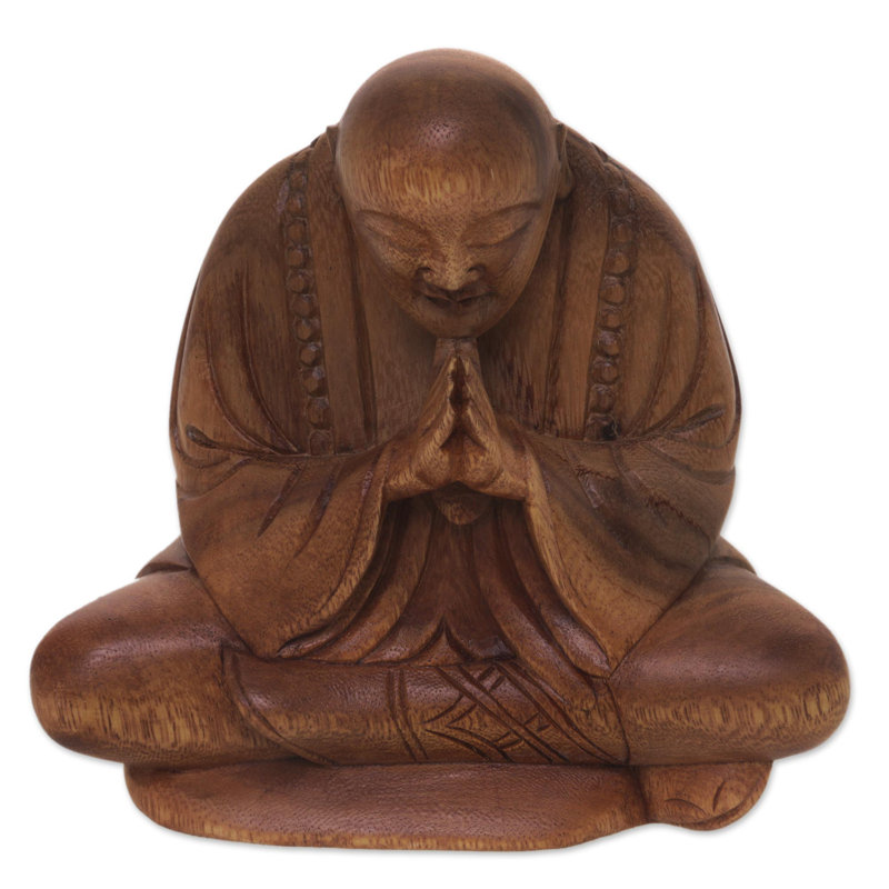 Statue méditation en bois