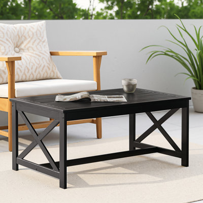 Table d'extérieur en bois Courtyard