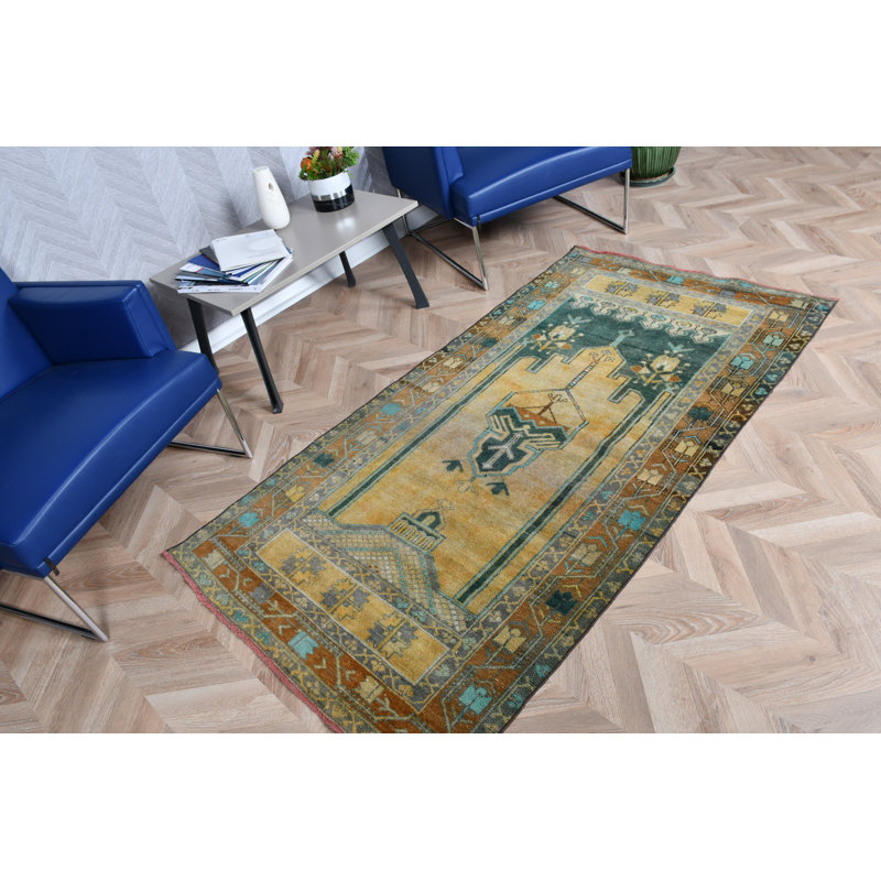 Tapis turc jaune en laine fabriqué à la main et idéal pour les cadeaux et pour accentuer votre espace de vie