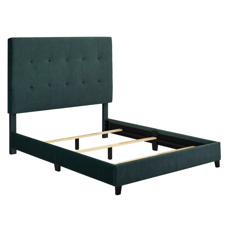 Grand lit tapissier moderne en velours - cadre luxueux décor contemporain