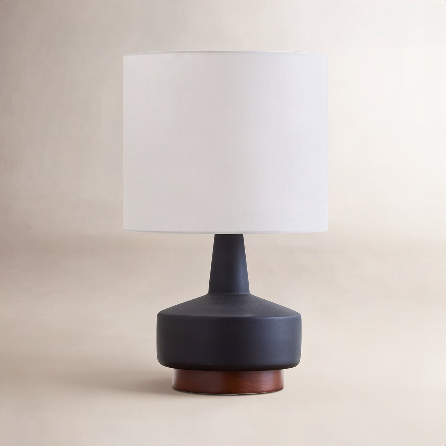 Minta Ceramic Table Lamp, Black, White