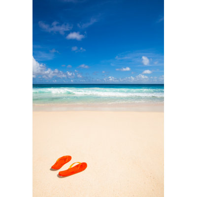 Flip-Flops at Beach par Lightstock - Photographie sur toile tendue