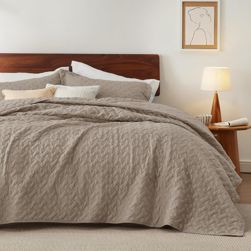 Quilts Lightweight Bedspreads with Basket Weave Pattern, Soft Quilt Bedding Set, Hazel Comforter Set Coverlet, Taupe