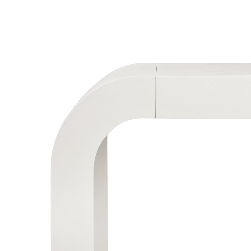 Table d'appoint sculpturale moderne Mirod en forme de cascade, avec silhouette incurvée et design sans jointures apparentes.