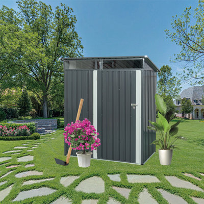Remise de jardin extérieure en métal 5 pi x 3 pi avec porte verrouillable et évents, dégagement étanche pour armoire de rangement pour outils anti-corrosion, grande remise à outils verticale extérieure pour la pelouse du patio