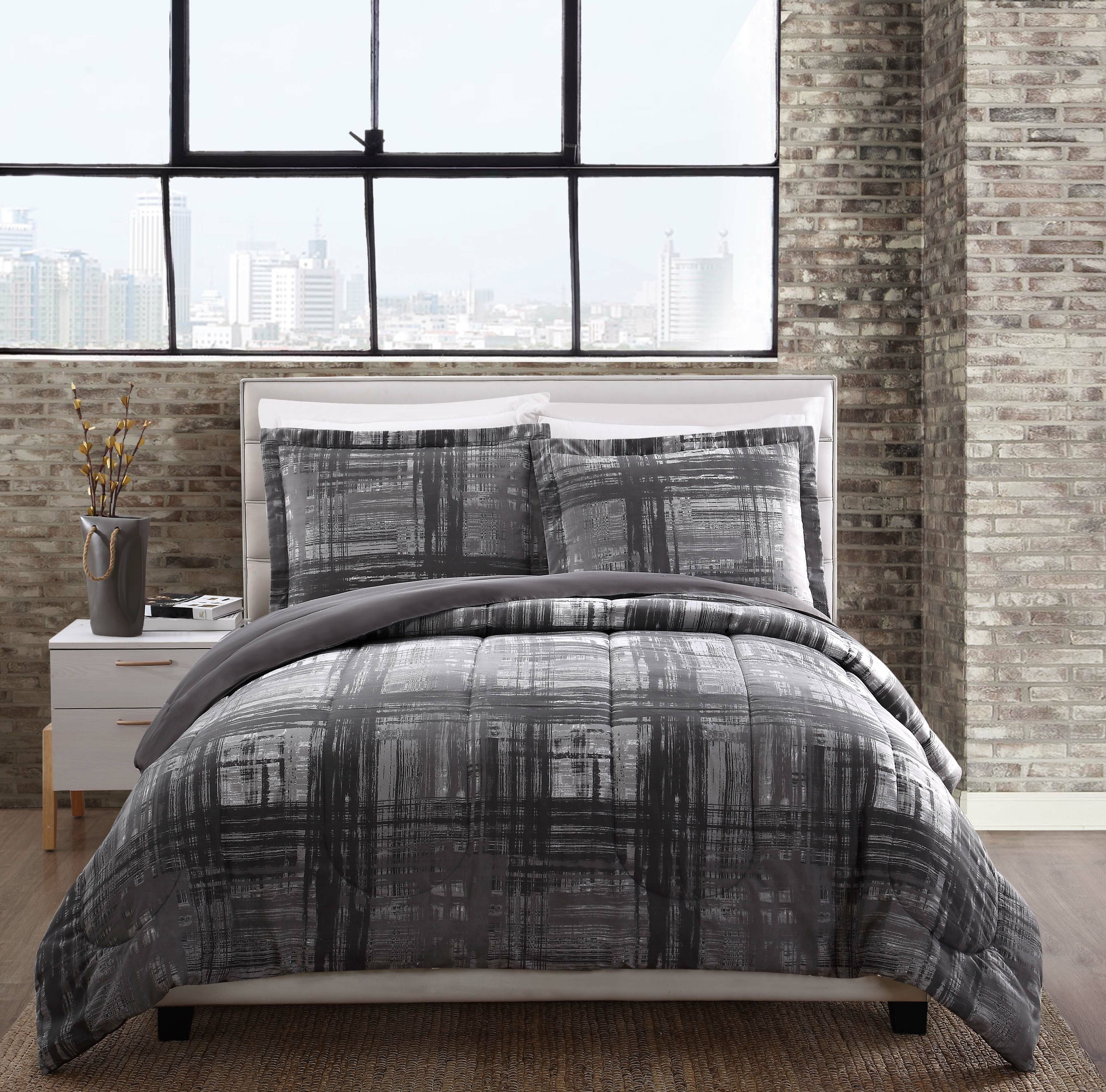 17 Stories Keantay Modern & Contemporary Plaid Comforter Set & Reviews |  Wayfair