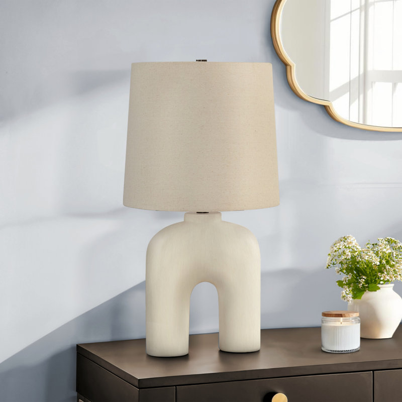 H 25 po, lampe de table, résine crème, abat-jour beige Design Design distinctif en forme d'arche