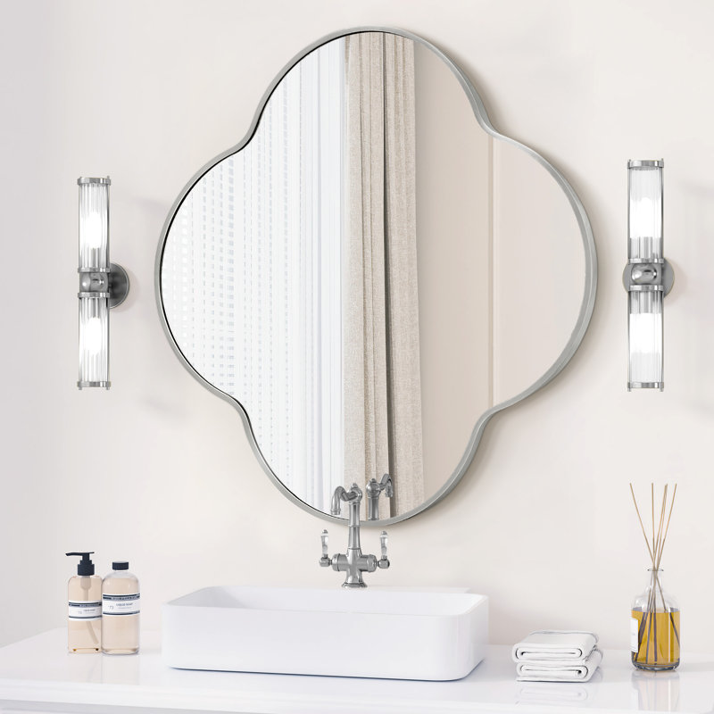 Miroir mural Ertugrul, Argent, 24 po x 24 po