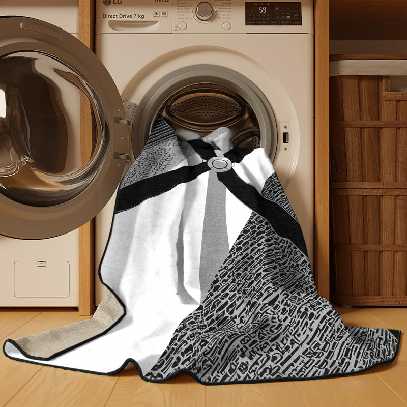 Tapis gris et noir à motif géométrique lavable à la machine Pavni, 3 X 5
